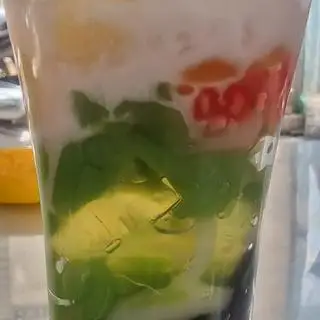 Sương xa bánh lọt - 25.000 ₫ tại Chè Hẻm 79 - Chè Thập Cẩm & Sâm Bổ Lượng - Bùi Thị Xuân