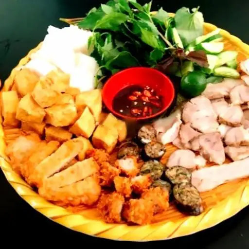 Bún đậu, thịt luộc, chả cốm - 52.000 ₫ tại Bún Đậu Mắm Tôm Anh Bụng Bự - Trương Phước Phan