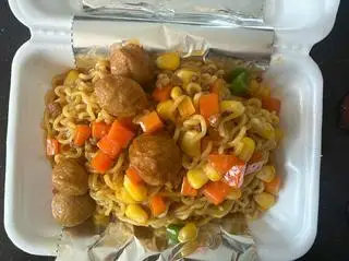 Hình ảnh Mì Trộn Bò Viên 