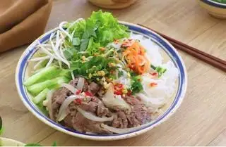 Bún thịt xào  - 55.800 ₫ tại Mộc Lộc Quán - Bún Thịt Nướng - Cống Quỳnh