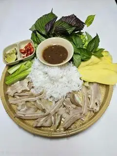 Bánh tráng cuốn Tai Heo - 85.000 ₫ tại TiNa - Nem Nướng Nha Trang, Bún Đậu & Bánh Tráng Thịt Luộc - Lê Thị Hồng