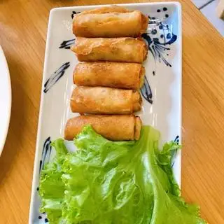 chả giò chiên (1 phần 5 cái) - 65.000 ₫ tại Quán Chay Sala - Bánh Mì Chay Sala - Nguyễn Thị Minh Khai