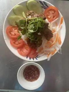 Hình ảnh cơm tấm thịt nướng 