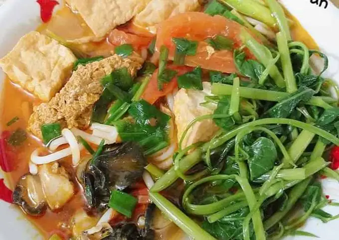 Canh Bún Ốc + Cua + Giò + Thịt Bắp - 70.000 ₫ tại Bún Riêu & Canh Bún - Lê Hồng Phong	