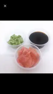Gừng hồng + Wassabi + nước tương Nhật - 39.000 ₫ tại  Sushi Tokyo Sachi - Trần Quang Khải