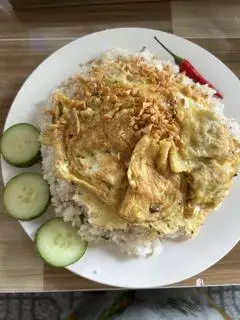 Hình ảnh Cơm trứng chiên +gỏi chua 