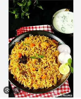 chicken biriyani  - 219.000 ₫ tại The Indian House - Tôn Thất Thiệp