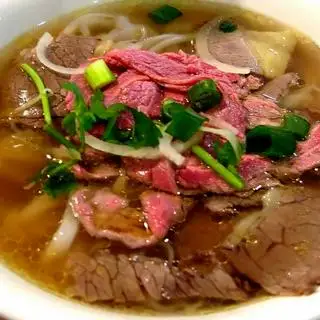 Phở bò tái - 50.000 ₫ tại Miến Phở Gà 43 Mạc Đỉnh Chi - Lê Đức Thọ