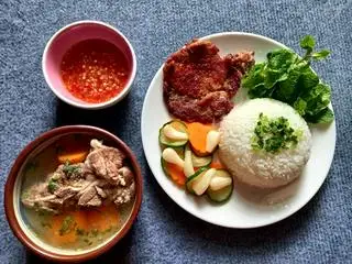 Cơm sườn nướng - 45.000 ₫ tại Cô Phượng - Cơm Tấm - Bún Thịt Nướng - Nguyễn Kiệm