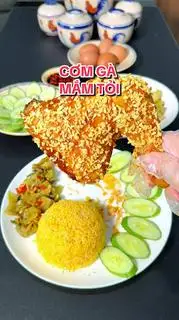 Hình ảnh Cơm gà xốt mắm tỏi