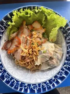 Hình ảnh Mỳ trộn sủi cảo xá xíu