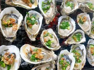 HÀO NƯỚNG MỠ HÀNH - 45.000 ₫ tại Quán Ốc Cây Me - Âu Cơ