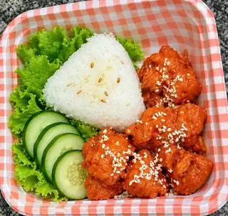 Hình ảnh Cơm gà sốt chua ngọt