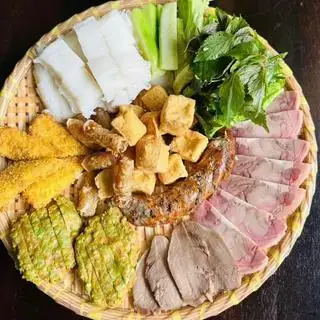 Bún đậu thập cẩm lớn( phần 2-3ng) - 189.000 ₫ tại ĂN VẶT 90 - BÚN ĐẬU MẮM TÔM (1) - Nguyễn Thái Bình