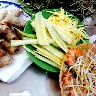 Combo: 5 Bánh Xèo Tôm Thịt - 5 Bánh Xèo Ốp La - 5 Ram Tôm - 165.000 ₫ tại Bánh xèo Bình Định Ăn Là Ghiền - Lê Đức Thọ