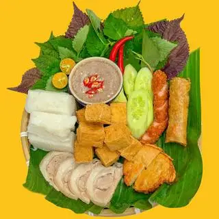 Bún đậu thập cẩm - nước sấu - 109.000 ₫ tại Bún Đậu Mắm Tôm Hạnh Phúc - Vườn Chuối