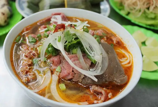 Tái Nạm - 48.000 ₫ tại Quán O Huệ - Bún Bò Gốc Huế & Mì Quảng - Bùi Đình Tuý