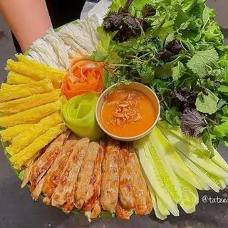 Hình ảnh 5 suất nem nướng nha trang
