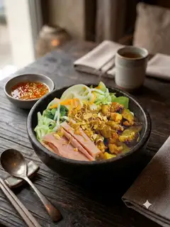 Hình ảnh Bún thịt nướng - nem chua