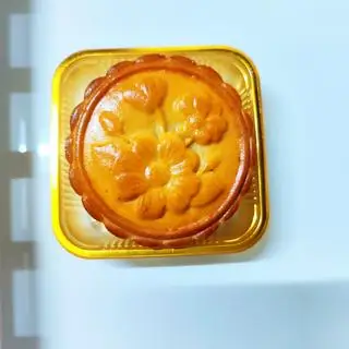 Bánh trung thu đậu đỏ size vừa - 130.000 ₫ tại Panda's Bakery