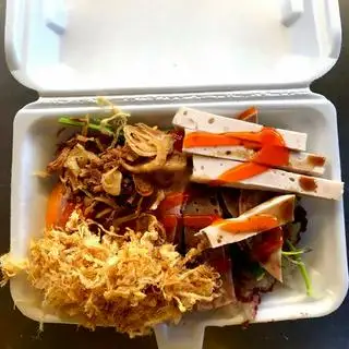 Xôi thập cẩm - 27.000 ₫ tại Bánh Mì Hà Nội 32 - Nguyễn Thượng Hiền