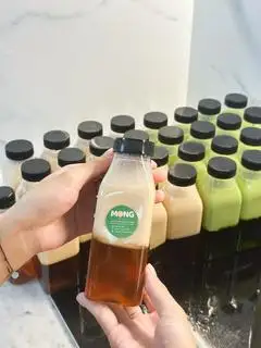 Hình ảnh Trà sữa thạch đào (chai 300ml)