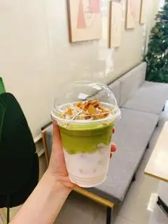 Hình ảnh Chè Bơ Dừa Non ( BEST SELLER)