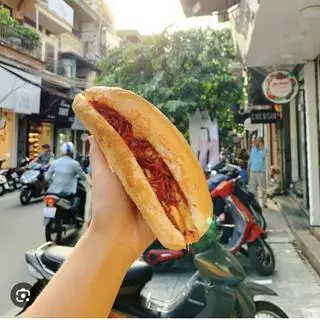 Hình ảnh Bánh mì trứng bò khô