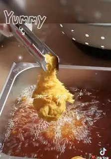 Hình ảnh Combo 2 đùi  gà chiên kiểu