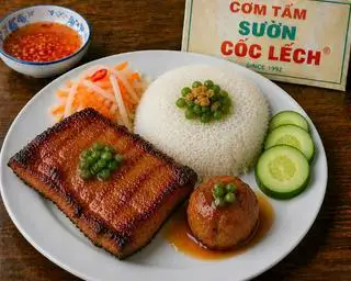 Cơm Sườn + Xíu Mại - 92.000 ₫ tại Cơm Tấm Sườn Nướng 79 - Lê Hồng Phong