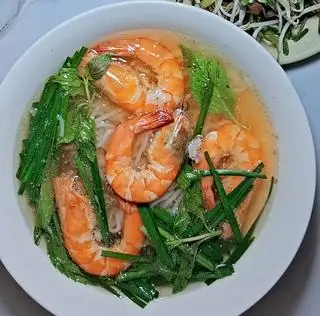 Bún nước lèo tôm  - 80.000 ₫ tại Tuyết Mai Bò Beefsteak & Bún Nước Lèo Sóc Trăng - Lý Thái Tổ