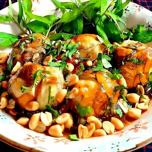 2 Trứng Vịt Lộn Xào Me - 34.000 ₫ tại Bột Chiên & Ăn Vặt - Đường Số 17
