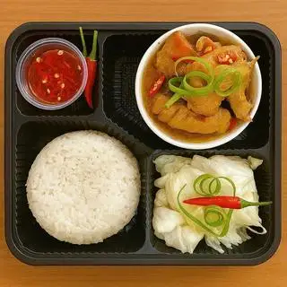 Cơm Gà Kho Sả Ớt - 59.000 ₫ tại Quán Nga - Cơm Văn Phòng
