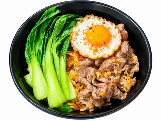 Hình ảnh Mì trộn bò Trứng