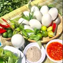 HỘT VỊT LỘN LUỘC  - 14.000 ₫ tại Ốc Dừa & Hột Vịt Lộn Bà Năm - Bông Sao