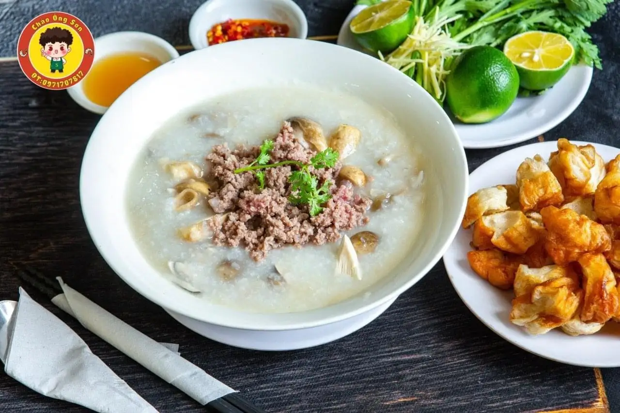 Cháo bò bằm - 40.000 ₫ tại Cháo Ông Sơn - Thoại Ngọc Hầu