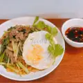 Hình ảnh Mì xào heo trứng