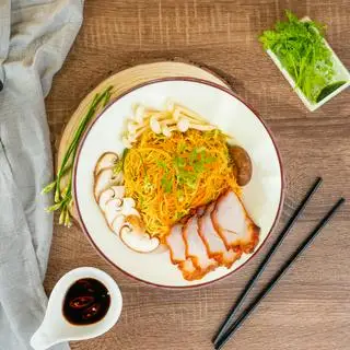 Hình ảnh Mỳ trộn xá xíu