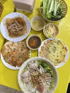 Bánh Nậm  - 34.000 ₫ tại Bún Mắm Nêm, Bánh Lọc & Bánh Ép Mệ Hương - Lê Thị Hồng