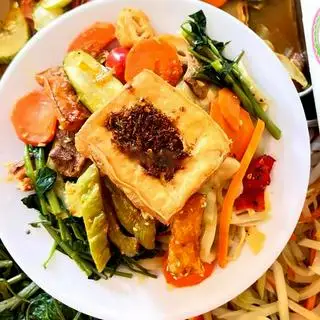 Cơm chay đậu hũ chiên sả - 26.000 ₫ tại Cơm Chay Thiện Nghĩa - Nguyễn Quý Anh