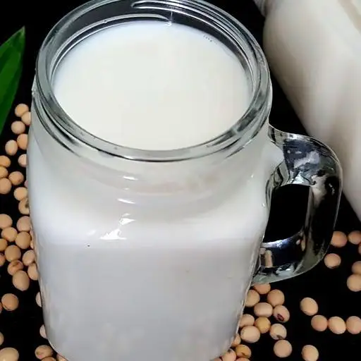 Sữa đậu nành - 20.000 ₫ tại Bánh Canh Cua Gia Truyền - Vĩnh Viễn