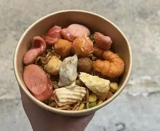 Hình ảnh Mì trộn Indomie thập cẩm