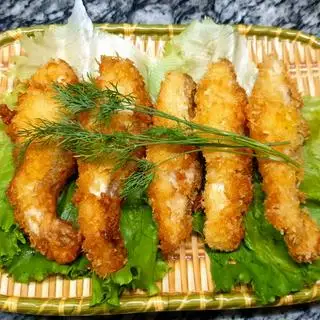 Cá phile chiên + đồ xào + canh  - 42.000 ₫ tại Cơm Bình Dân 175 - Võ Văn Tần