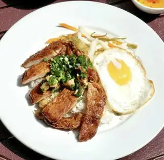 Hình ảnh Cơm Tấm Bến Thành Xưa