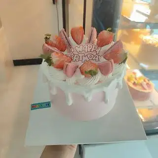 Hình ảnh Bánh sinh nhật hồng dâu sz 13