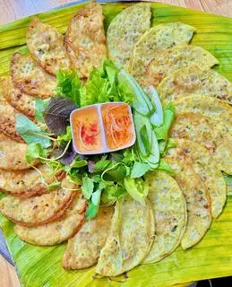 Hình ảnh Bánh xèo giòn tôm thịt 1 cái