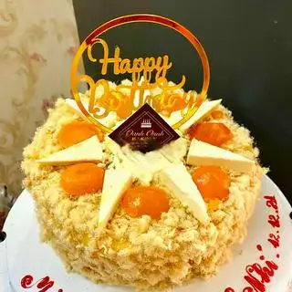 BÁNH SINH NHẬT BÔNG LAN TRỨNG MUỐI - 250.000 ₫ tại Tiệm Bánh Oanh Oanh - Bánh Kem & Bông Lan Trứng Muối - Sư Vạn Hạnh (Nối Dài)