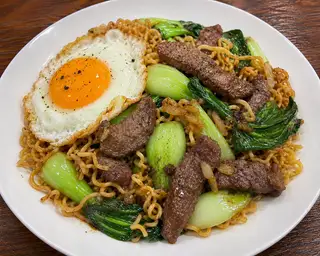 Hình ảnh Mì xào bò