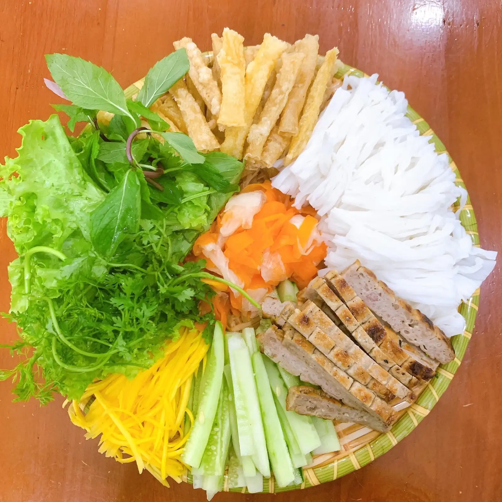 Hình ảnh 1 suất nem Nướng Nha Trang - Xuất 8 Cuốn