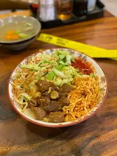Hình ảnh Mì Trộn Bò Lúc Lắc